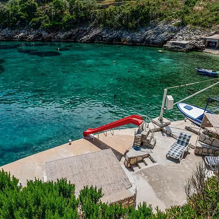 Crnja Luka I * Blato (Korcula)