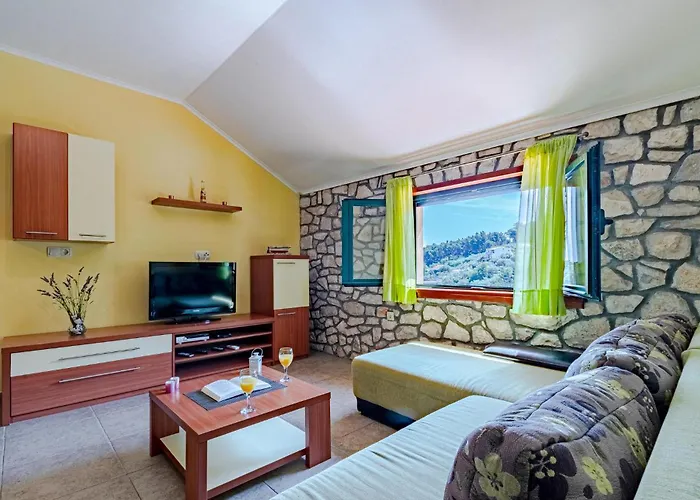 Crnja Luka I Apartmán Blato (Korcula)